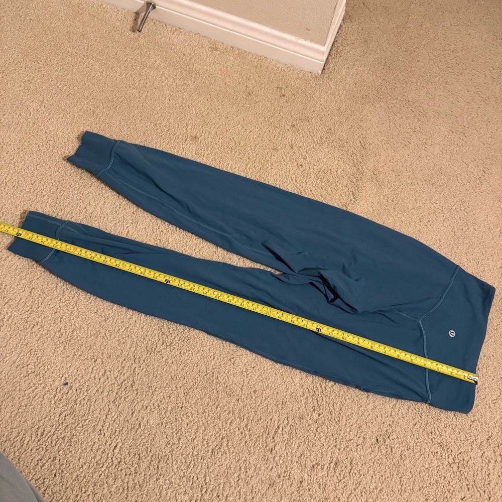 lululemon athletica Align Jogger - Picture 4 of 12